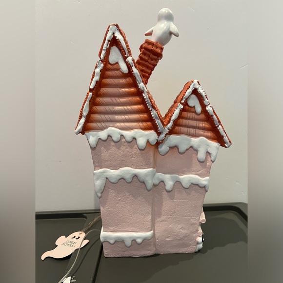 🍁Adorable Globin & Ghoul Pink Light-up Haunted House- NWT - Picture 2 of 8